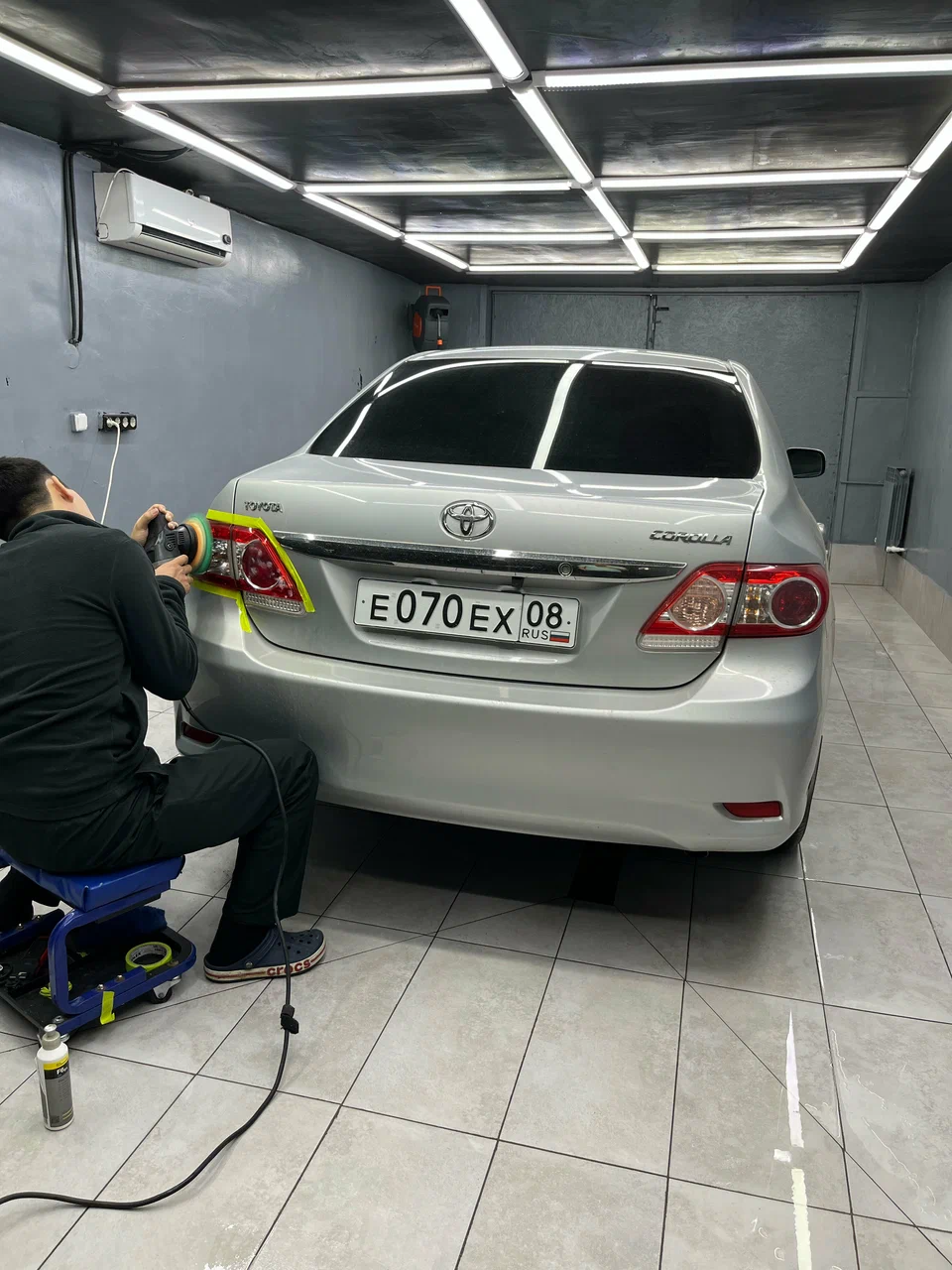 Toyota Corolla — процесс полировки
